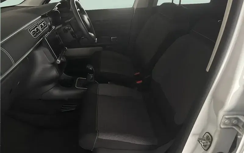 Używany Citroën C3 PureTech 83 KM (61 kW) 2023 Biały Hatchback