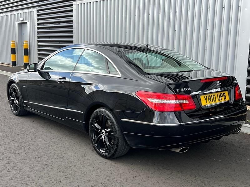 Begagnad Mercedes E350 SE 2010 Svart Sportkupé