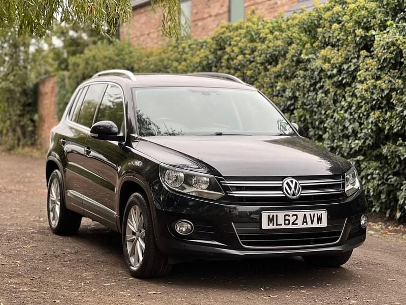 Black Used 2012 VW Tiguan SE SUV | £3,995 (Fair price) - Image 1/4