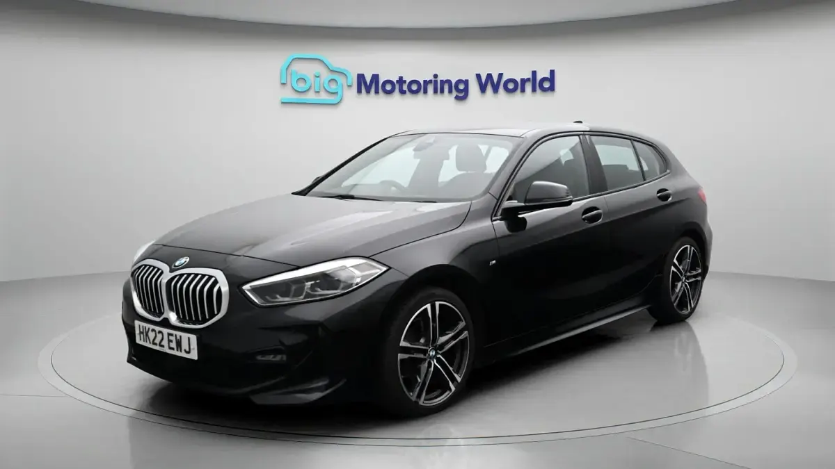 Used BMW 118 M Sport 134 HP (98 kW) 2022 Black Hatchback
