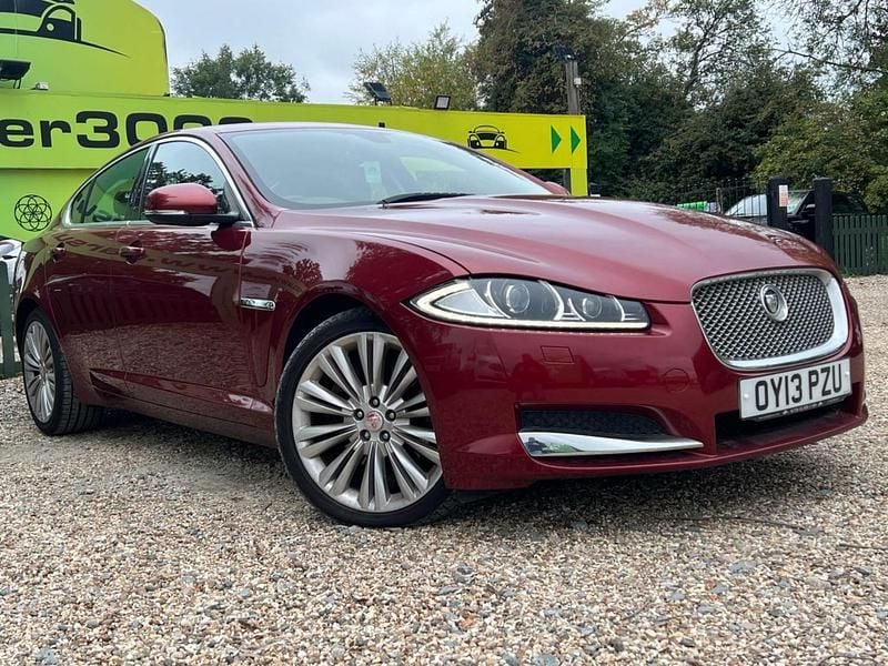 Used Jaguar XF Premium Luxury 200 HP (147 kW) 2013 Red Sedan