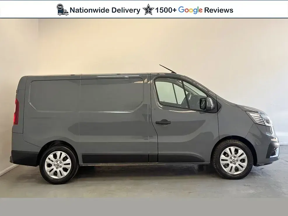 Używany Renault Trafic 130 KM (95 kW) 2023 Szary