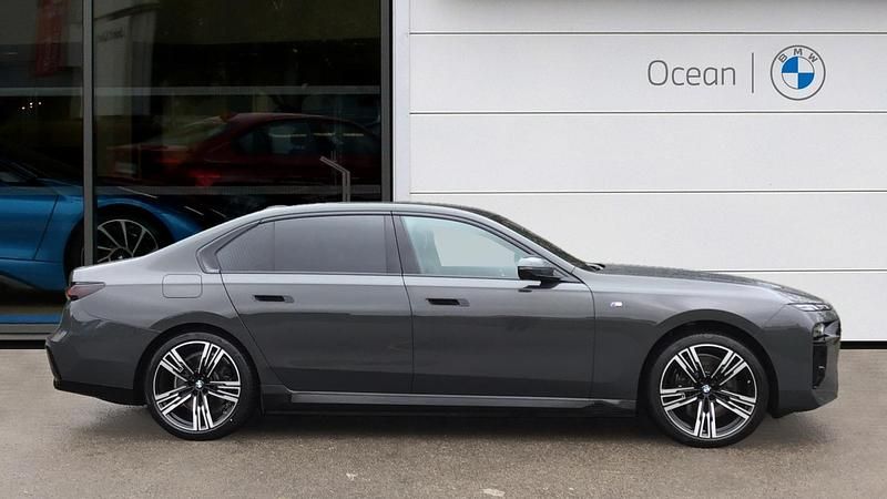 Used BMW i7 M Sport 400 kW (544 HP) 2024 Grey Sedan
