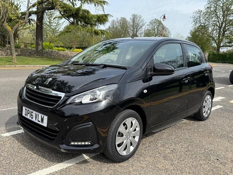 Used Peugeot 108 Active 68 HP (50 kW) 2016 Black Hatchback