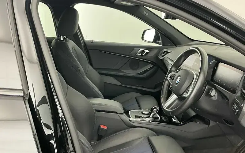 Used BMW 118 M Sport 136 HP (100 kW) 2024 Black Hatchback