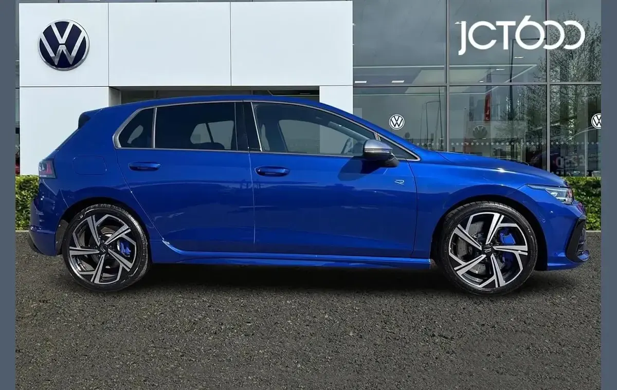 Used VW Golf VIII R 333 HP (244 kW) 2025 Blue Hatchback