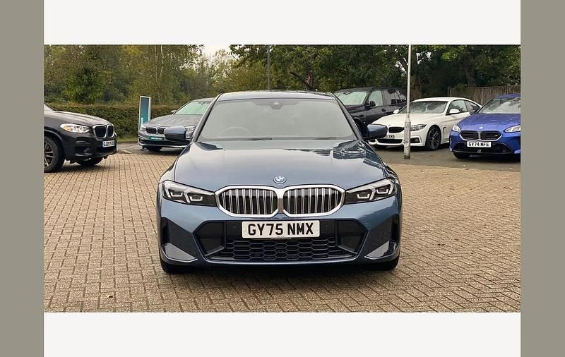 Used BMW 330e M Sport 288 HP (211 kW) 2025 Blue Sedan