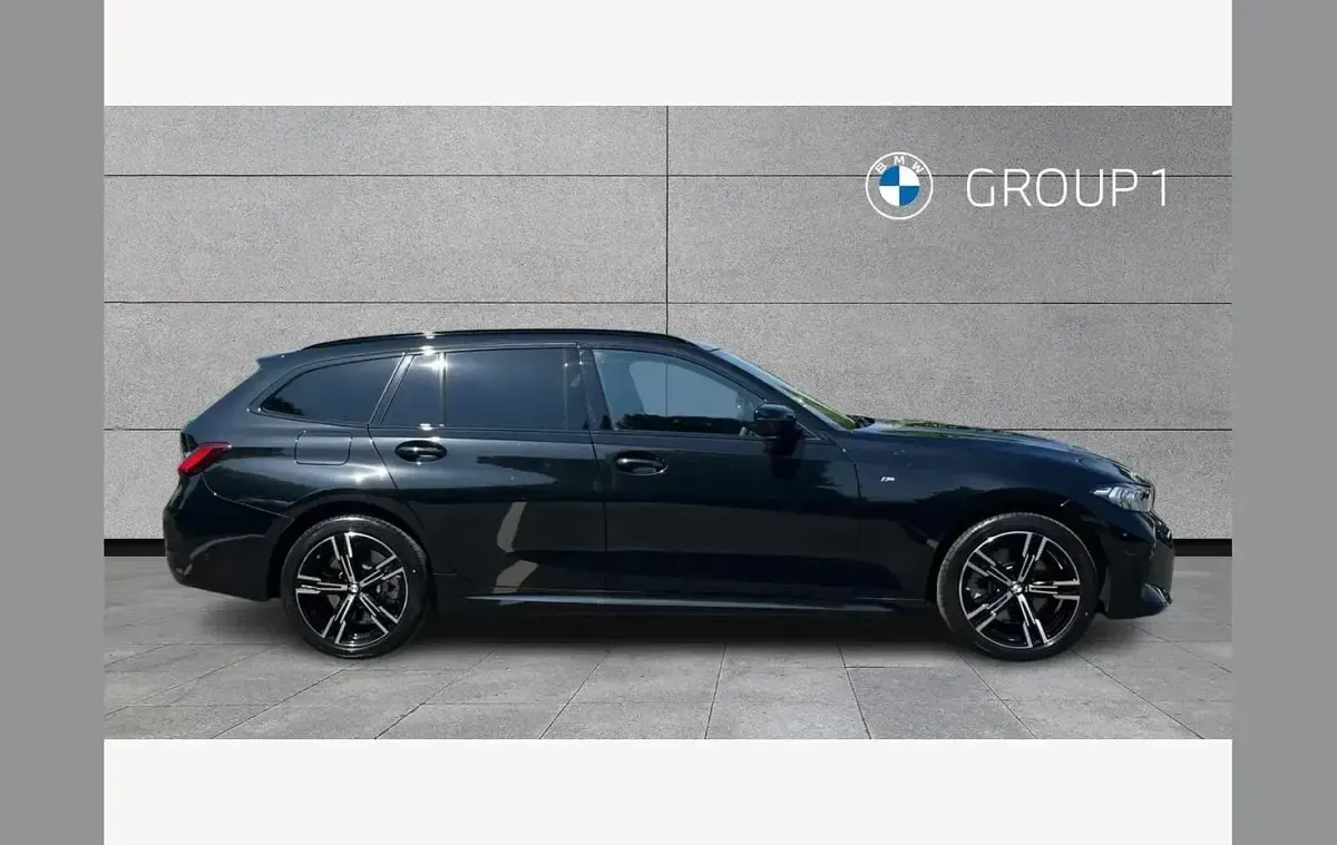 Used BMW 330 M Sport 288 HP (211 kW) 2026 Black Estate