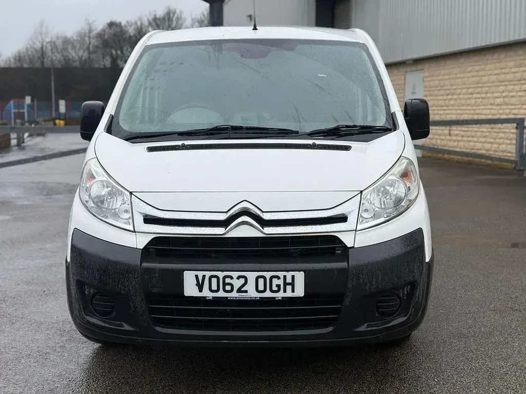 Used Citroën Dispatch 125 HP (91 kW) 2012 White MPV