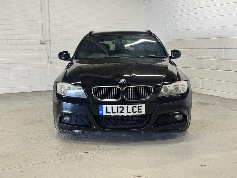 Begagnad BMW 320 Sport Line 2012 Svart Kombi