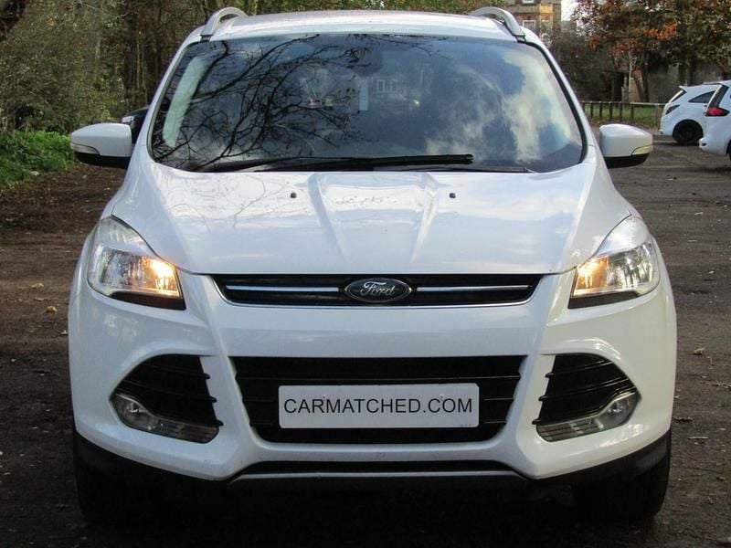 Used Ford Kuga Titanium 180 HP (132 kW) 2015 White SUV