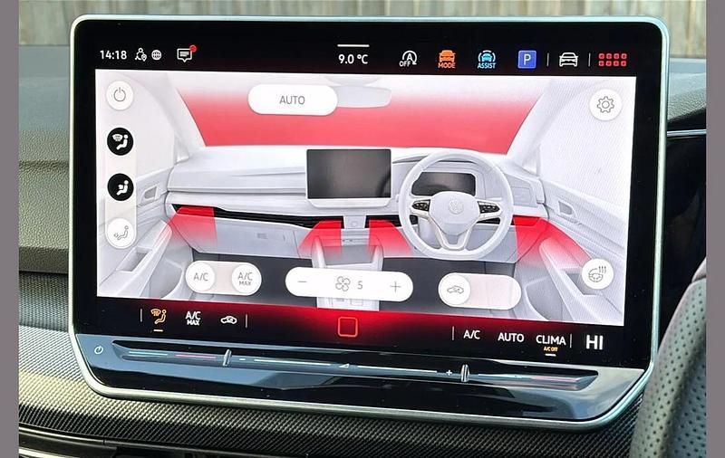 Used VW Golf VIII R-line 150 HP (110 kW) 2024 Grey Hatchback