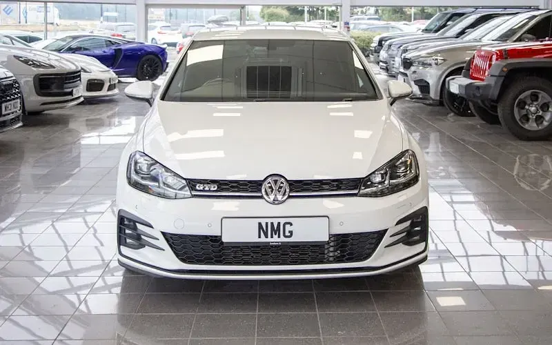 Used VW Golf VII GTD 184 HP (135 kW) 2018 Silver Hatchback