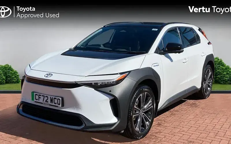 Used Toyota bZ4X Edition 160 kW (218 HP) 2022 White SUV