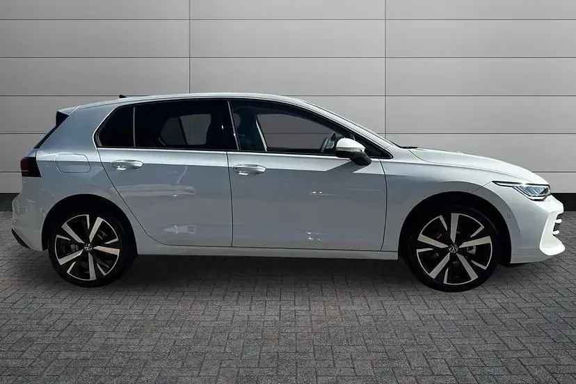 New VW Golf VIII Match 115 HP (84 kW) 2026 Pure white Hatchback
