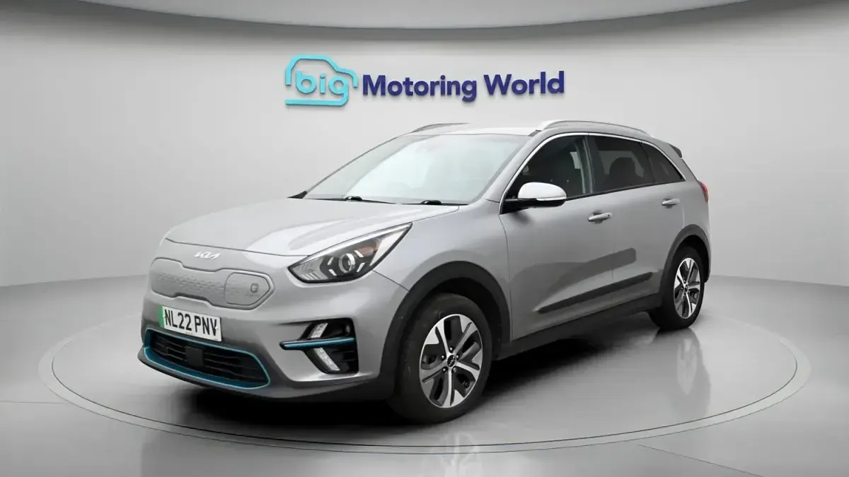 Used Kia Niro 150 kW (204 HP) 2022 Grey SUV