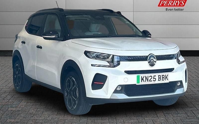 New 2025 Citroën e-C3 Hatchback | £19,300 (Super price) - Image 1/4