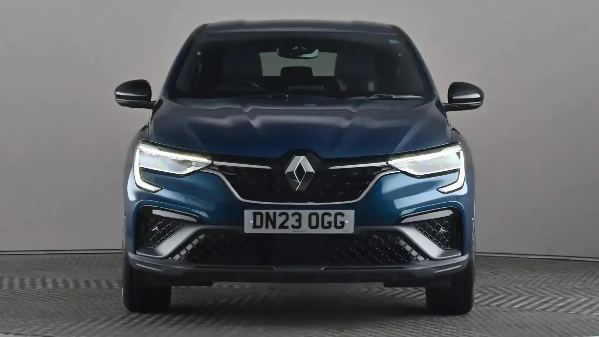 Used Renault Arkana R.S. 138 HP (101 kW) 2023 Blue SUV