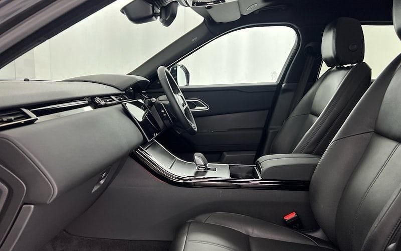 Used Land Rover Range Rover Velar SE Dynamic 300 HP (220 kW) 2025 SUV