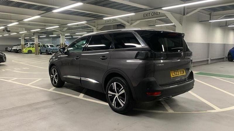 Used Peugeot 5008 GT 129 HP (94 kW) 2023 Grey SUV