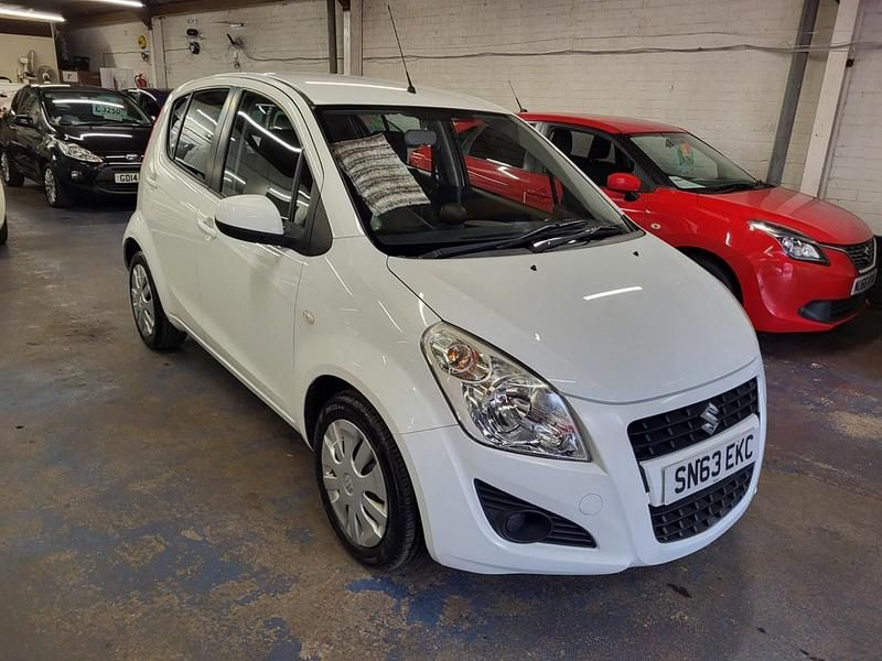Used Suzuki Splash SZ3 93 HP (68 kW) 2013 White Hatchback