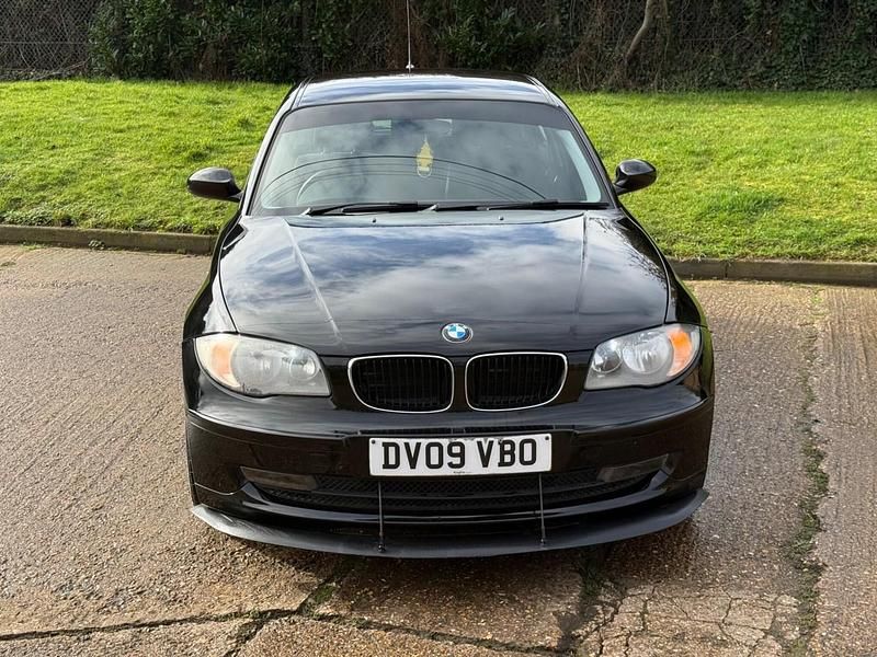 Used BMW 116 Sport Line 2009 Black Hatchback