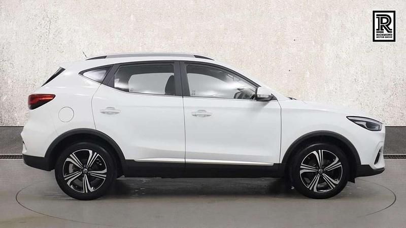 Used MG ZS Excite 106 HP (77 kW) 2022 White SUV