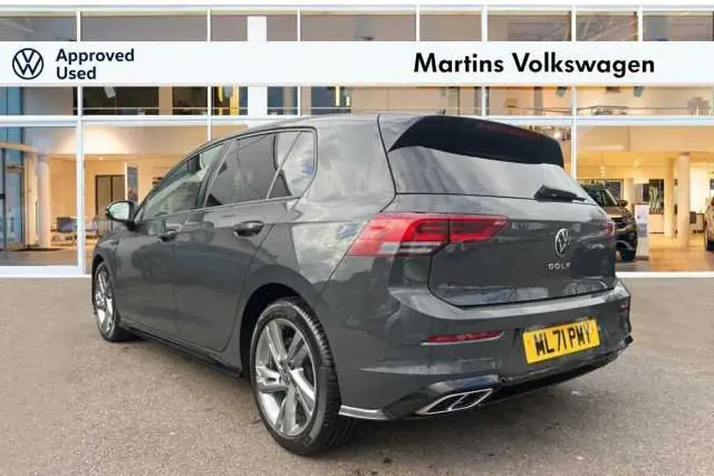 Used VW Golf VIII R-line 130 HP (95 kW) 2021 Grey Hatchback