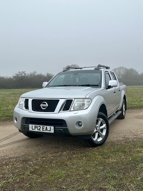 Used Nissan Navara Tekna 2012 Silver Pickup
