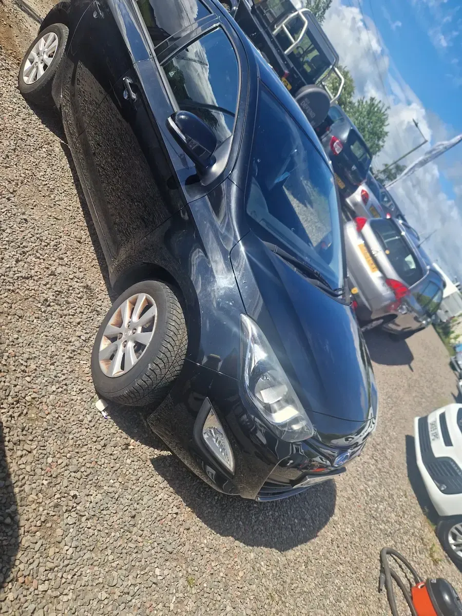 Used Hyundai i20 Active 86 HP (63 kW) 2013 Black Hatchback