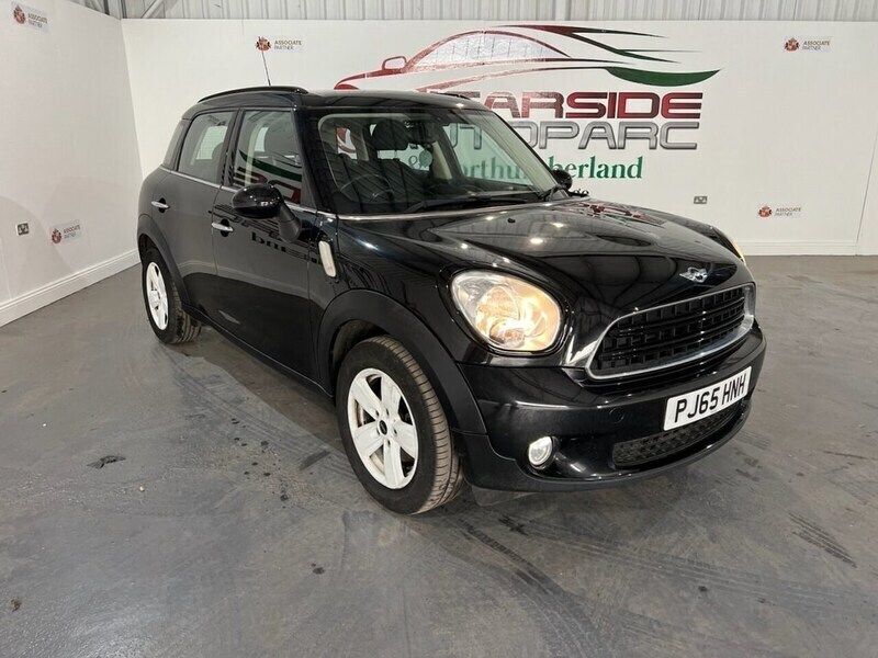 Black Used 2015 Mini Cooper Countryman SUV | £5,999 (Fair price) - Image 1/4