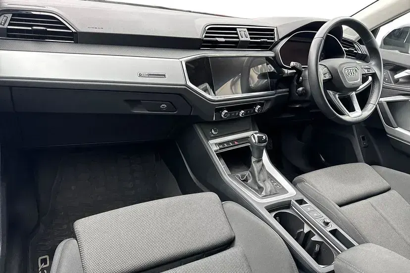Used Audi Q3 Sportback Sport 148 HP (108 kW) 2024 Mythos black SUV