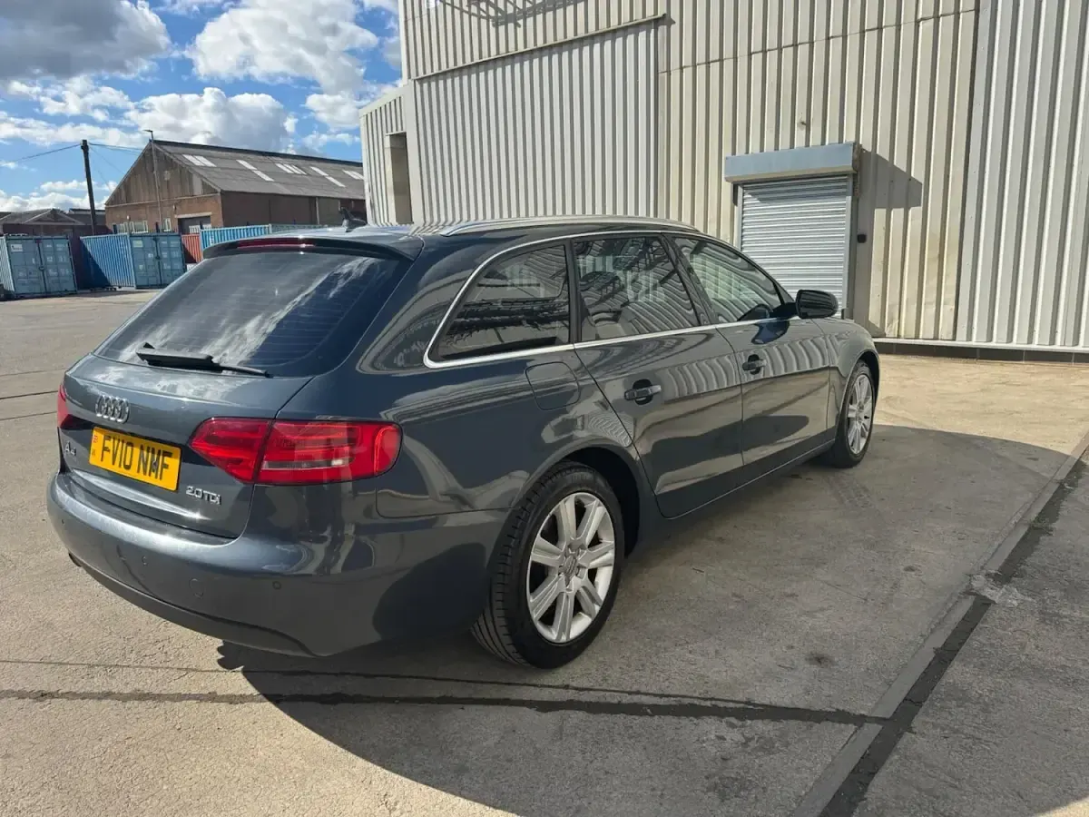 Used Audi A4 143 HP (105 kW) 2010 Grey Estate