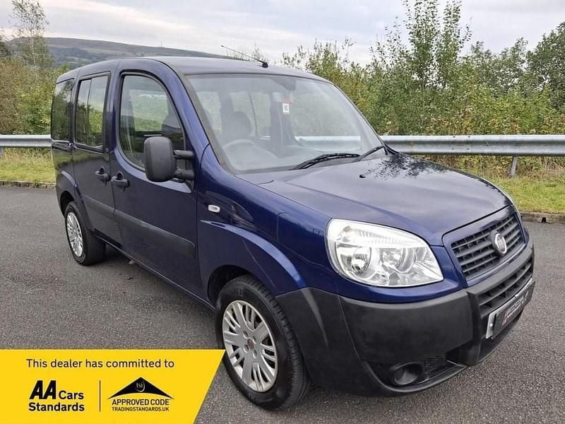 Blue Used 2009 Fiat Doblò Active MPV | £3,799 - Image 1/4