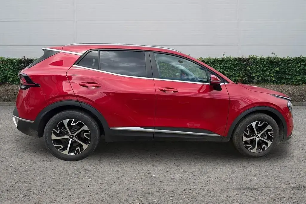 Used Kia Sportage 136 HP (100 kW) 2025 Red SUV