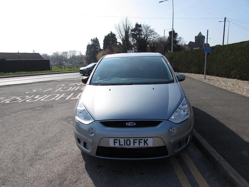 Used Ford S-MAX Zetec 2010 Silver MPV