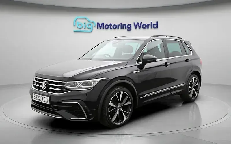 Used VW Tiguan R-line 150 HP (110 kW) 2022 Black SUV
