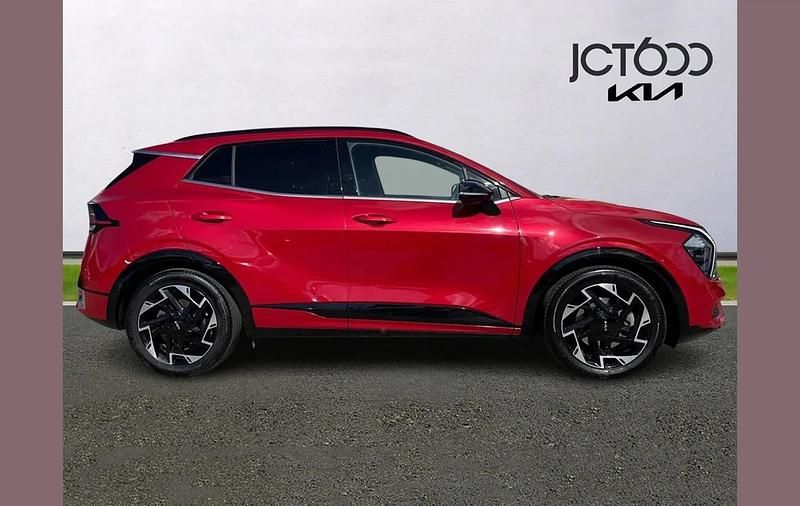 Used Kia Sportage GT-Line 157 HP (115 kW) 2024 Red SUV