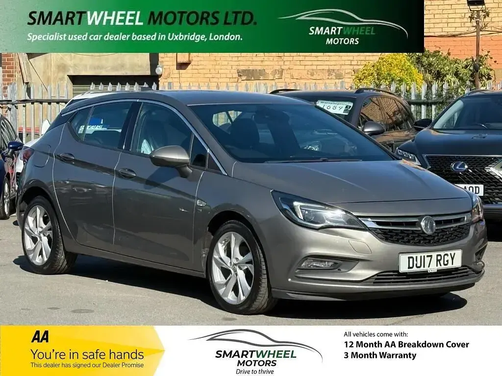 Second-hand Vauxhall Astra SRi 150 CP (110 kW) 2017 Gri Hatchback