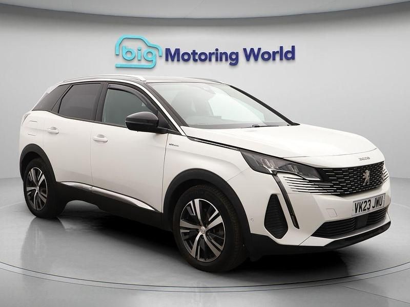 White Used 2023 Peugeot 3008 Allure+ Hatchback | £19,500 (Fair price) - Image 1/4