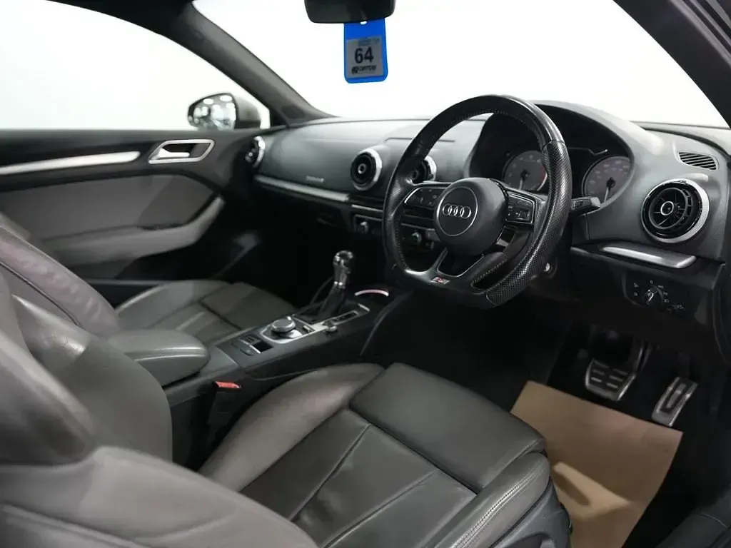 Usado Audi S3 Sportback Premium 310 HP (228 kW) 2016 Preto Citadino