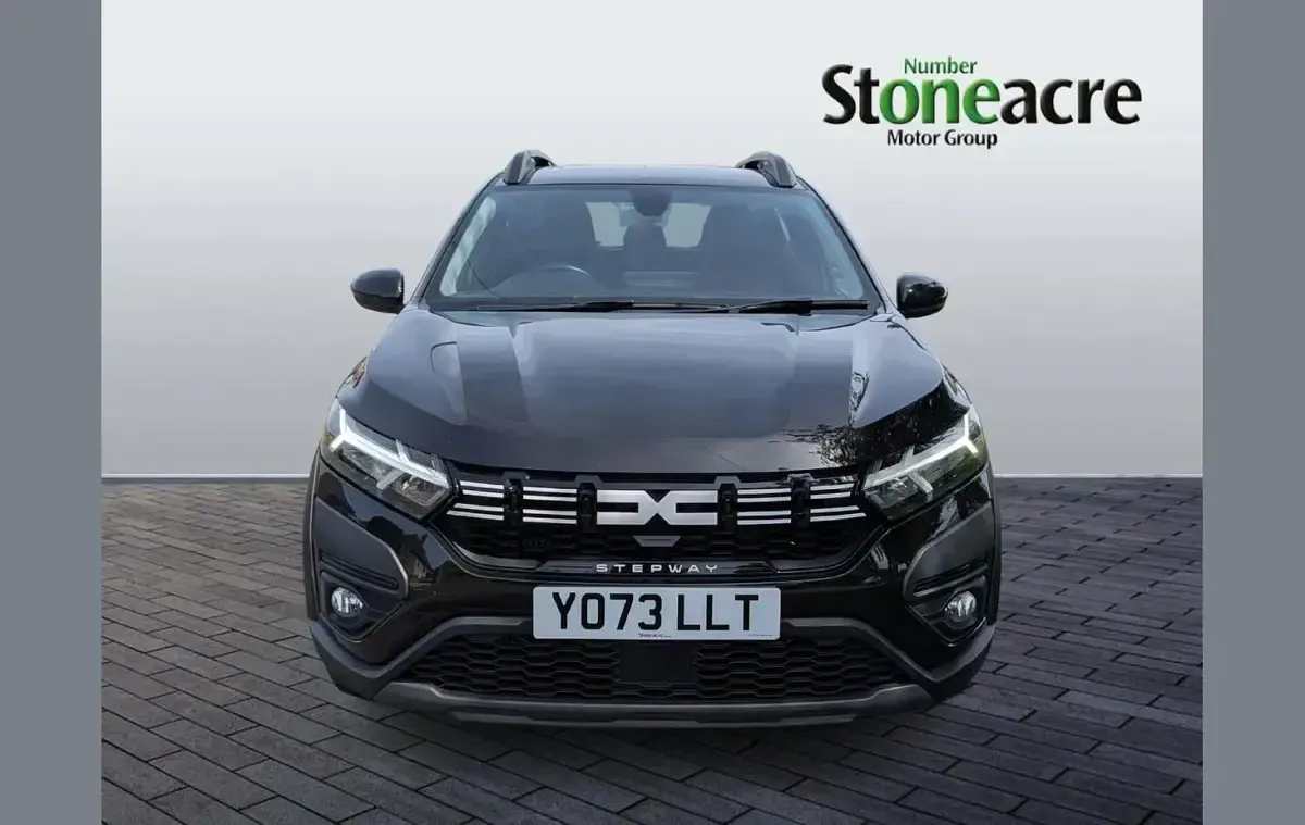 Used Dacia Sandero Expression 90 HP (66 kW) 2024 Black Hatchback