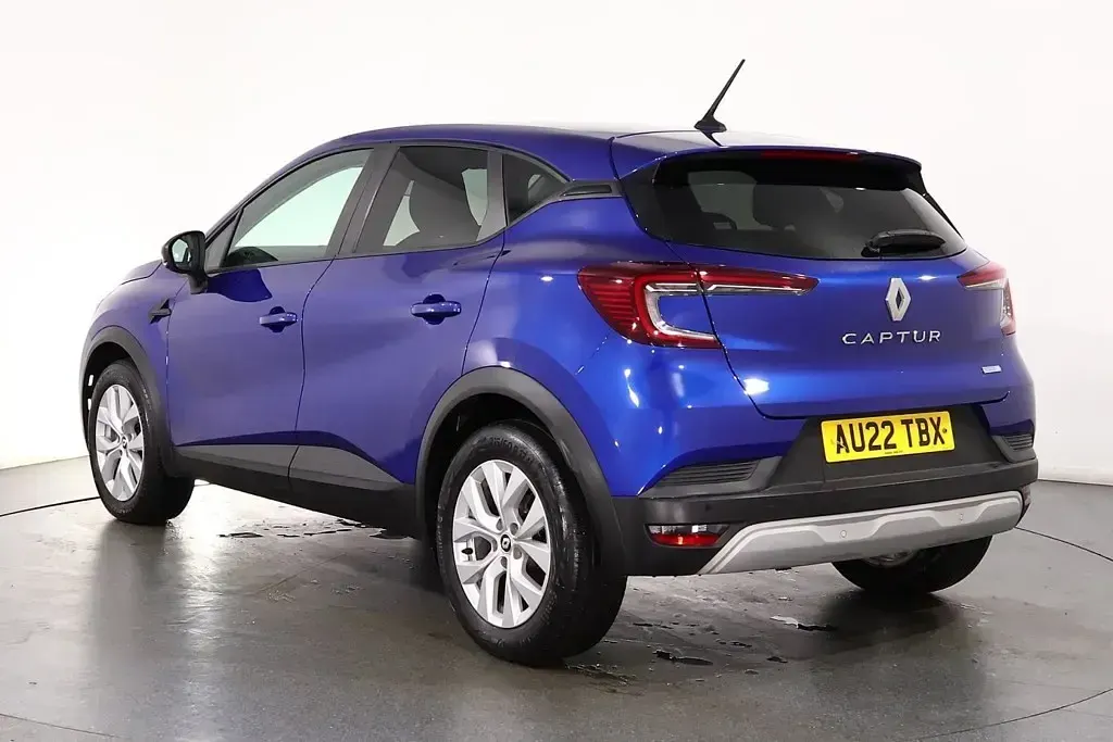 Used Renault Captur 2022 Blue SUV