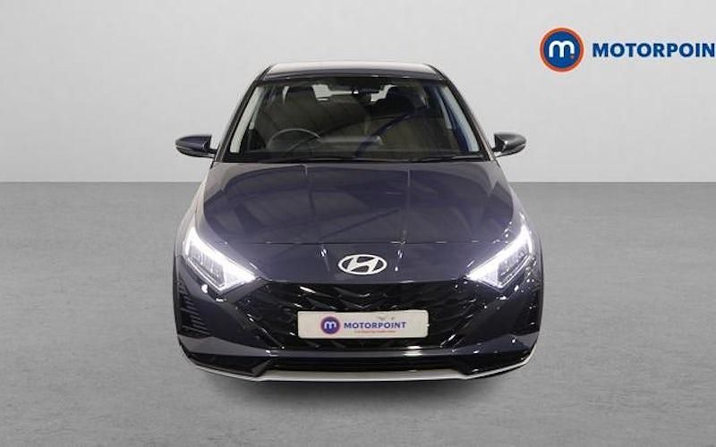 Used Hyundai i20 Advanced 101 HP (74 kW) 2024 Grey Hatchback