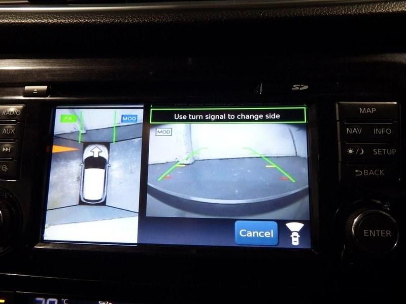 Used Nissan Qashqai S 110 HP (80 kW) 2018 Red SUV