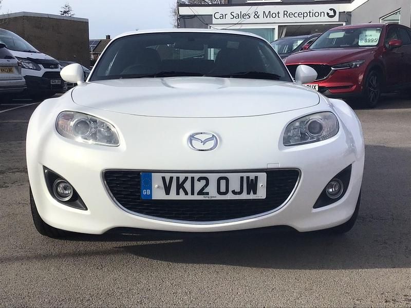 Used Mazda MX5 Edition 160 HP (117 kW) 2012 White Cabriolet