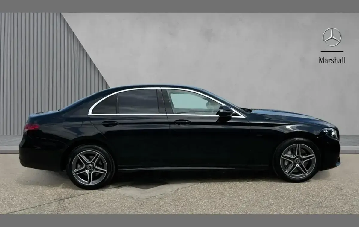 Used Mercedes E300 AMG line 301 HP (221 kW) 2020 Black Sedan