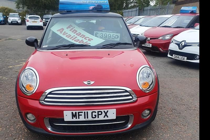 Red Used 2011 Mini Cooper D Hatch Hatchback | £2,995 (Good price) - Image 1/4
