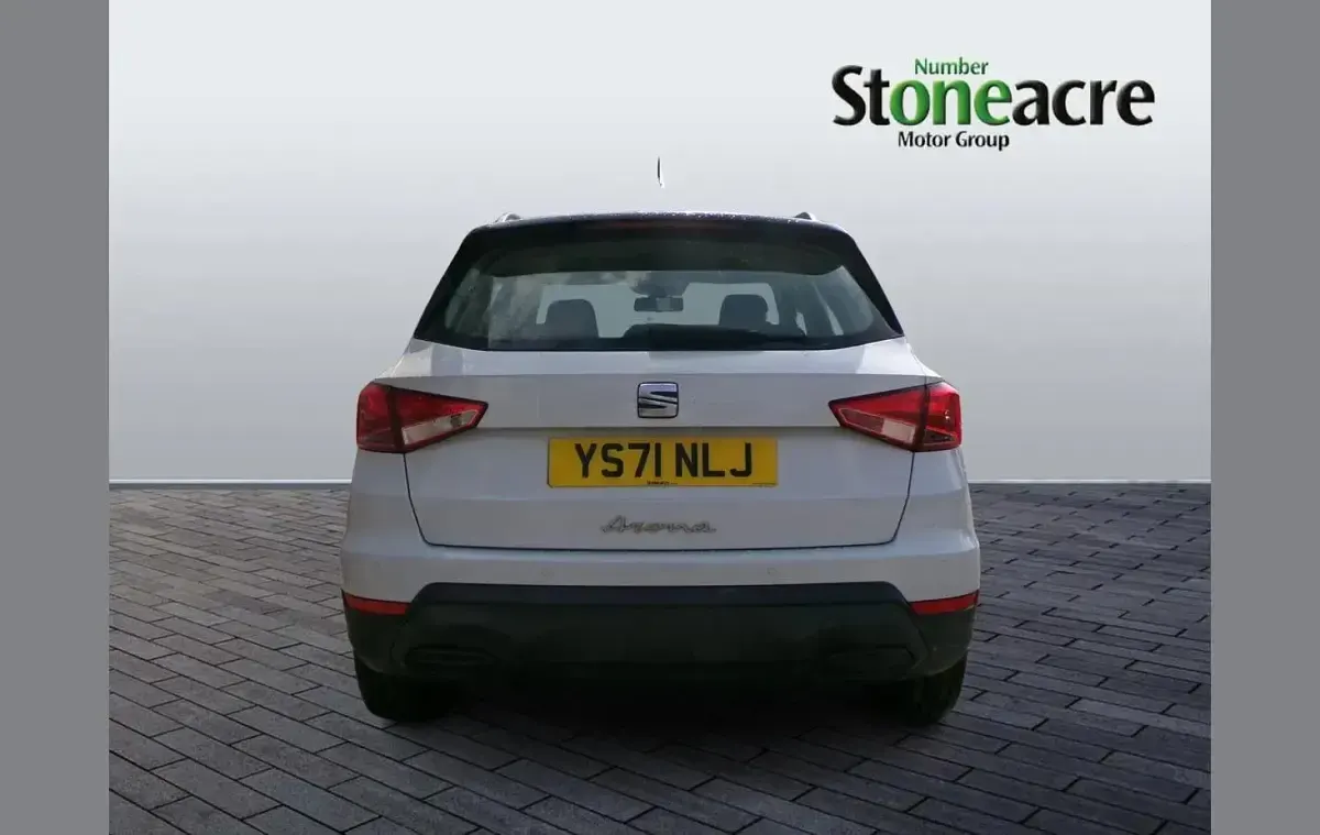 Used Seat Arona SE Technology 94 HP (69 kW) 2022 White SUV