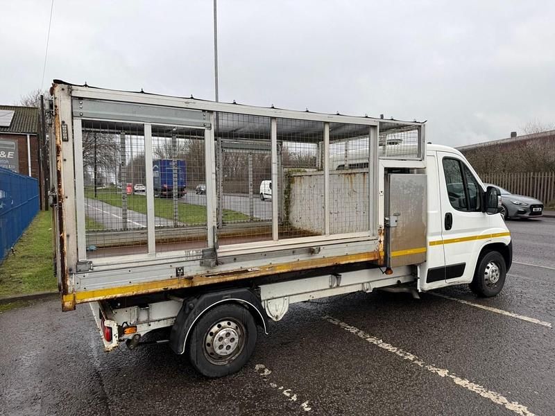 Used Peugeot Boxer 130 HP (95 kW) 2019 White Van